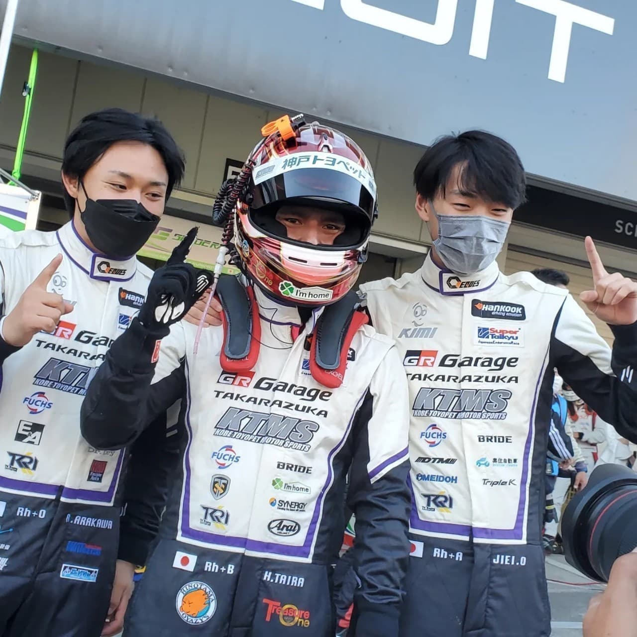 line_album_rd.7_suzuka_221129_160.jpg